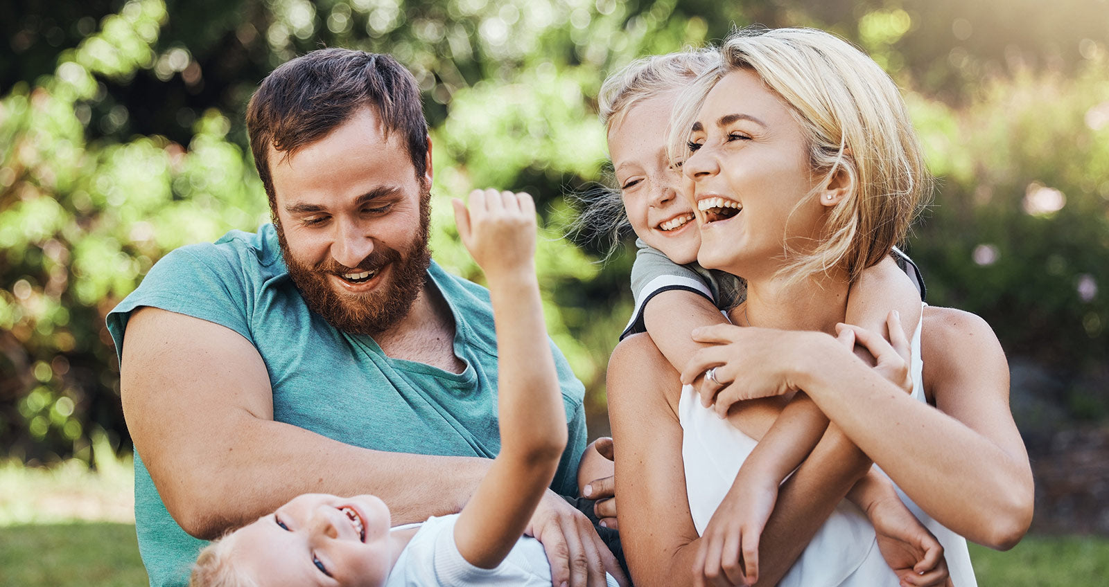 DEET-Free Insect Repellent – Family-Sized Protection